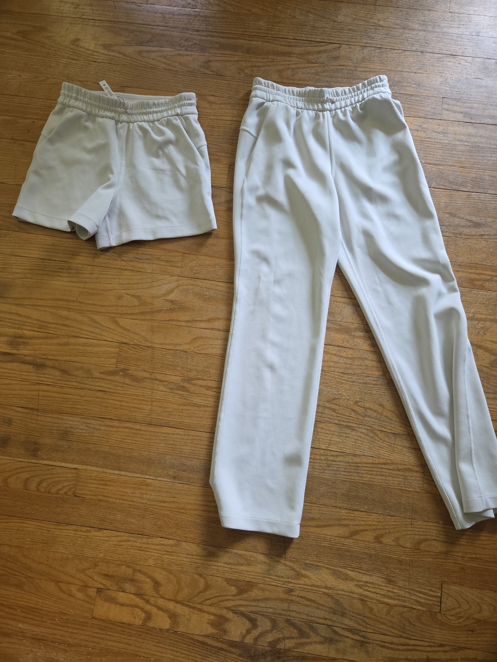 Lululemon Womens White Pull-On Track Pants and Shorts Set